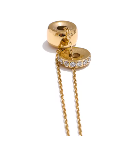 Double Round Interlocking Pendant Necklace