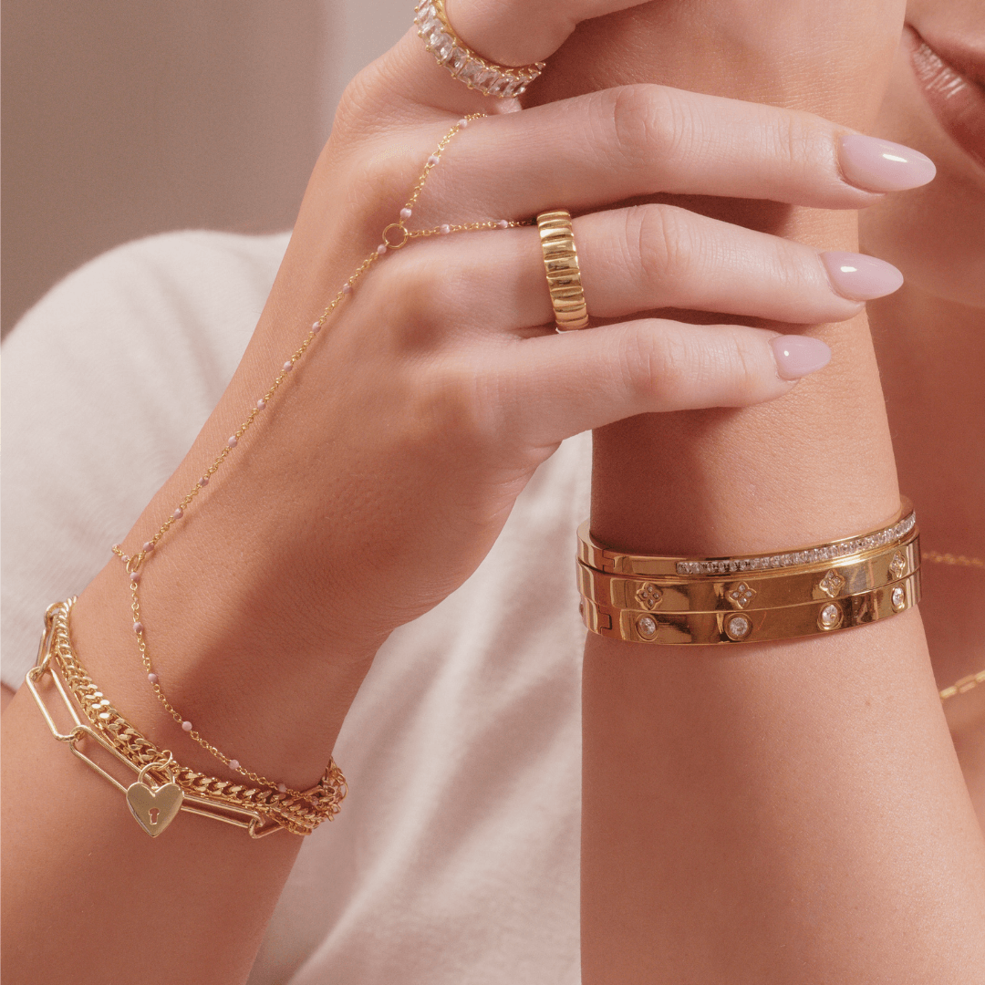 Evry Jewels Hub Champagne Bangle