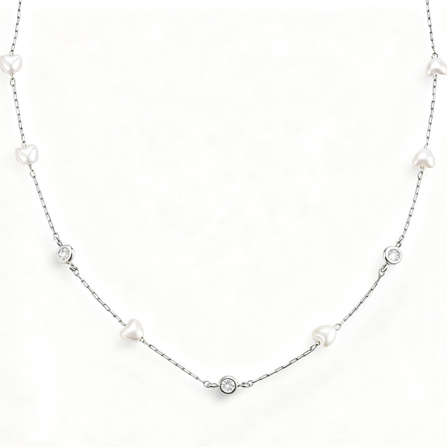 Sweet Pearl Necklace