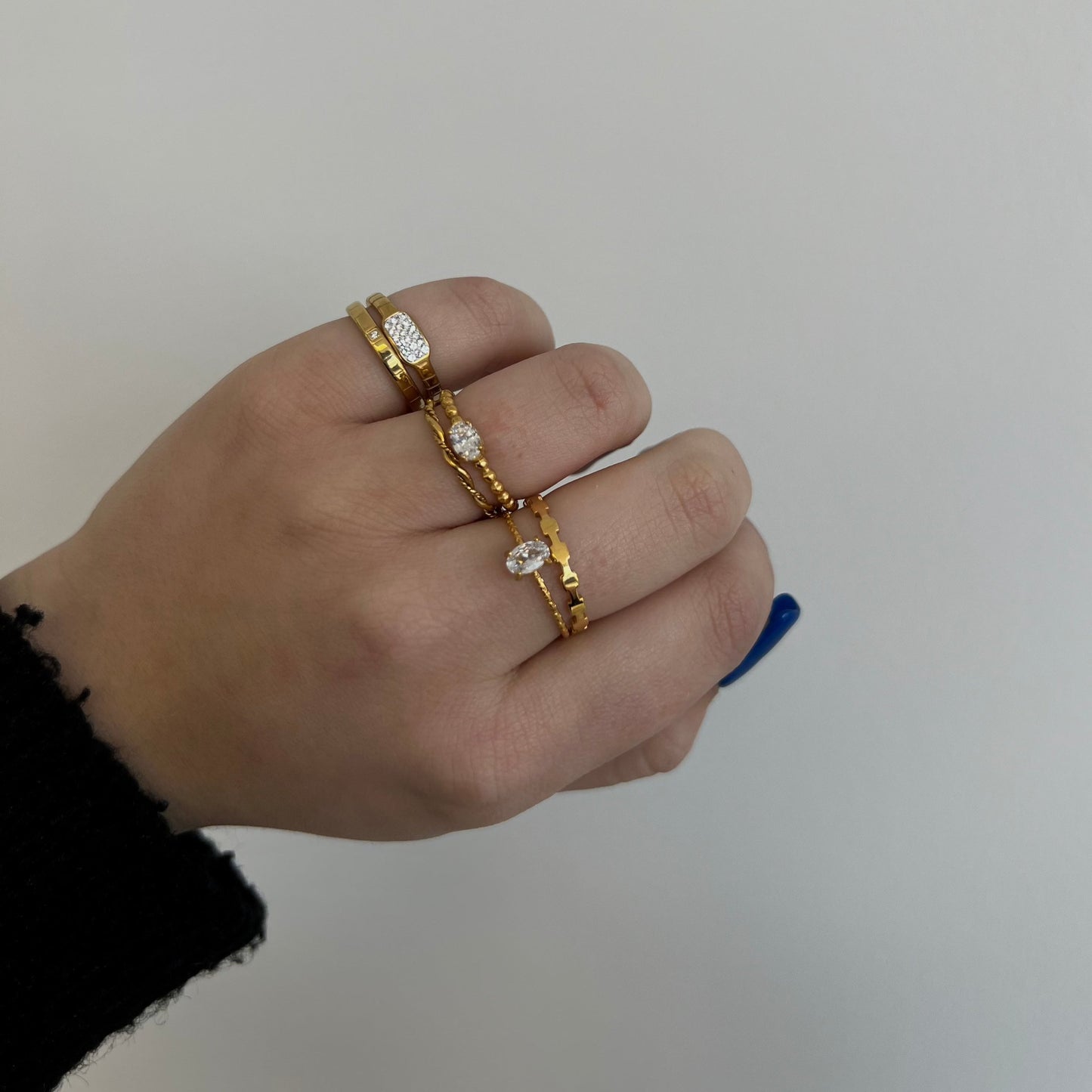 Evry Jewels Hub Twist Up Ring
