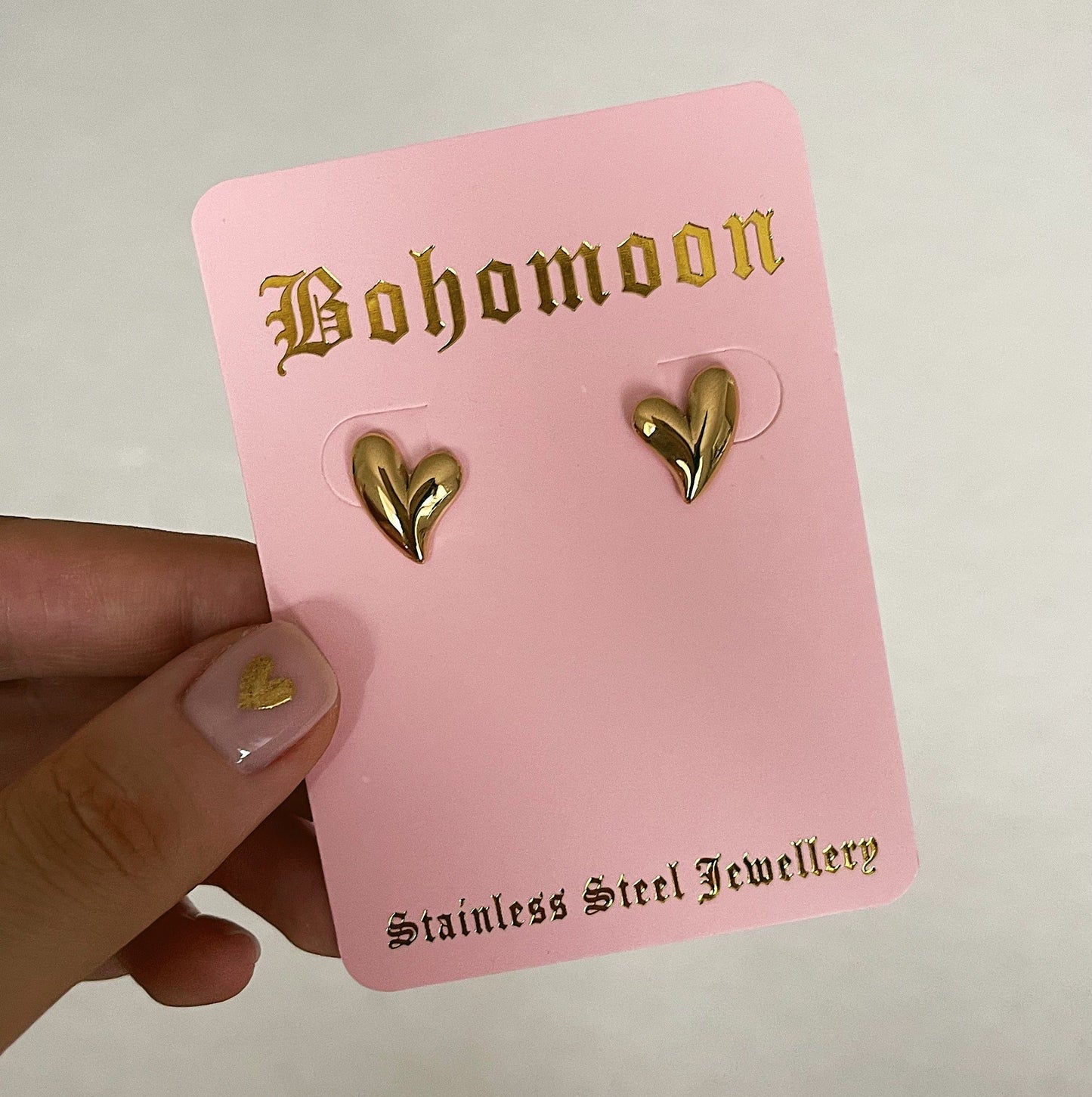 Ariana Stud Earrings