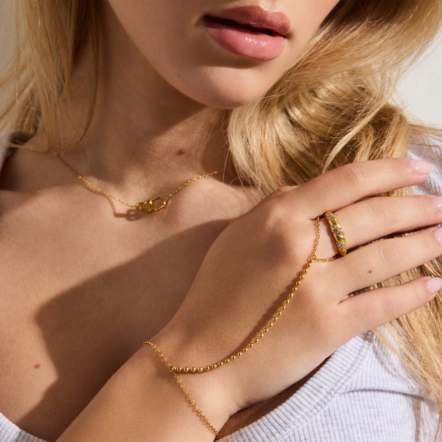 Viral Hand Chains:Anti Tarnish Waterproof