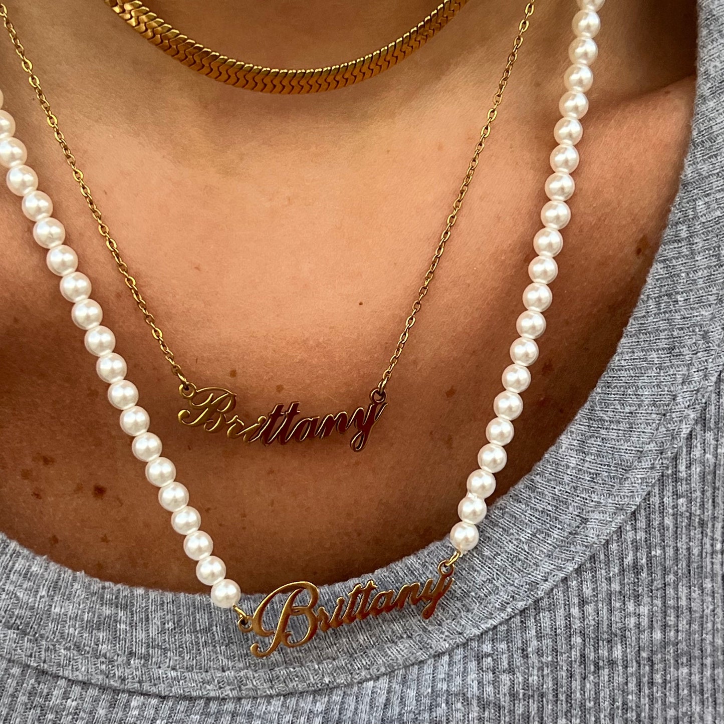 Evry Jewels Hub Custom/Personalized Pearl Nameplate Necklace