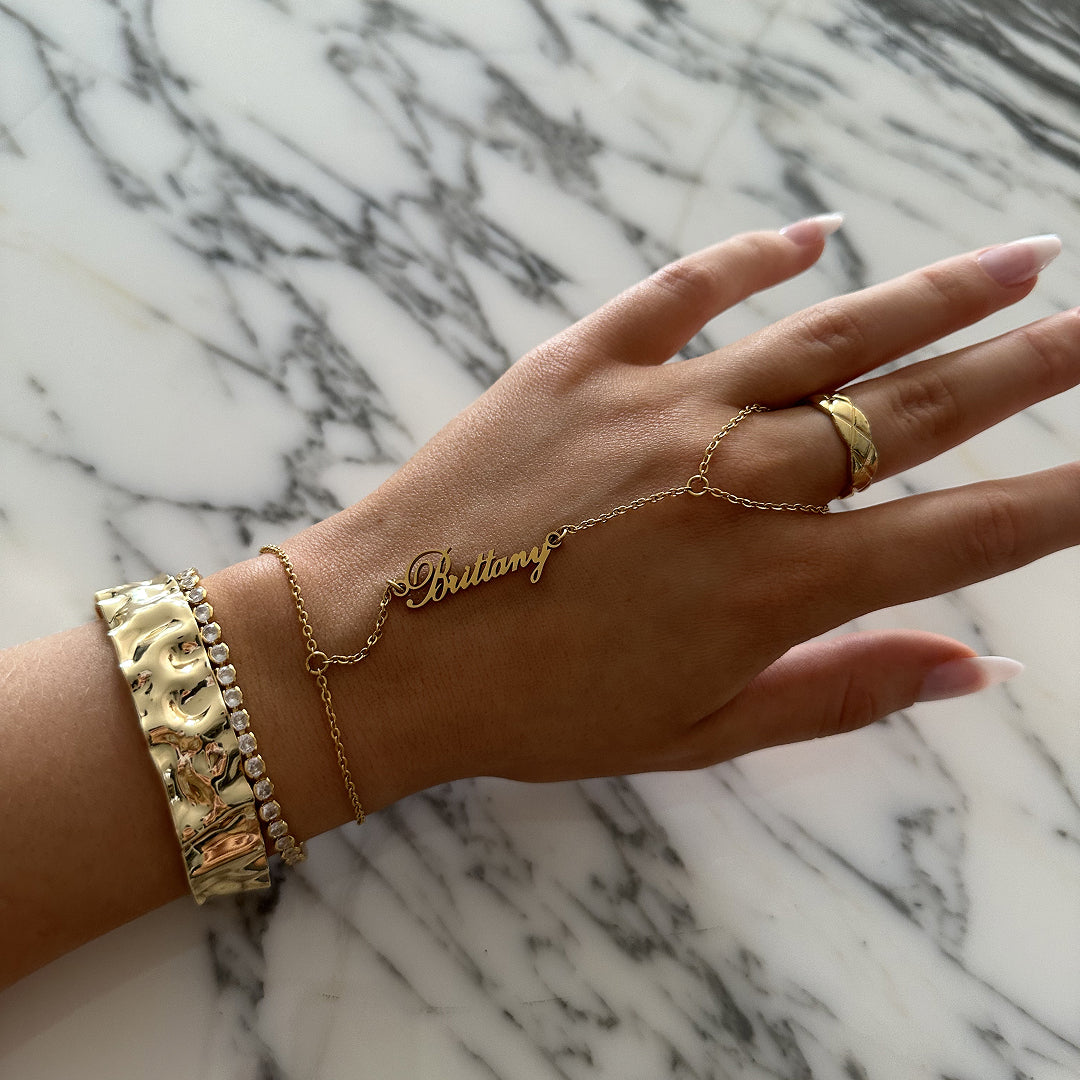 Custom/Personalized Name Plate Hand Chain