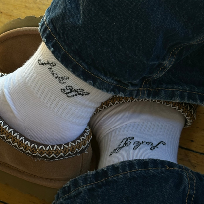 Evry Jewels Hub Leave Me Alone Socks