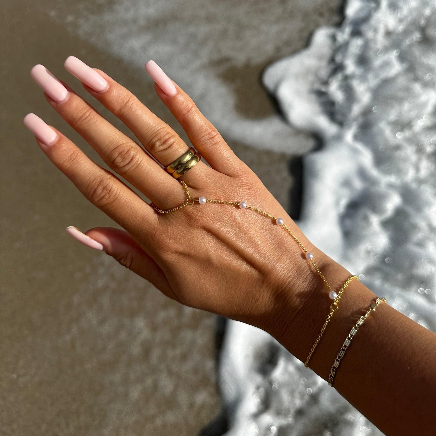 Evry Jewels Hub Lover Girl Hand Chain