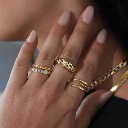 Evry Jewels Hub Princess Ring