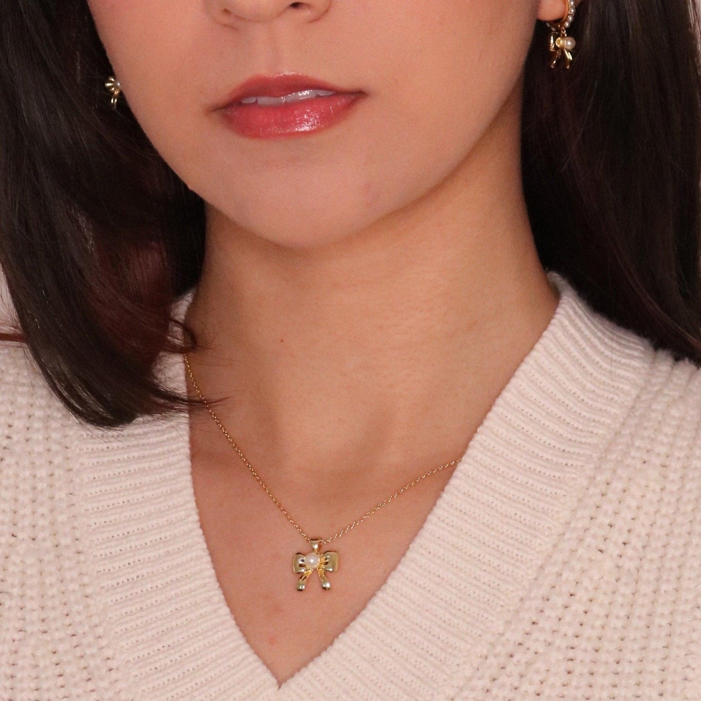 Evry Jewels Hub Put a Bow on It Necklace