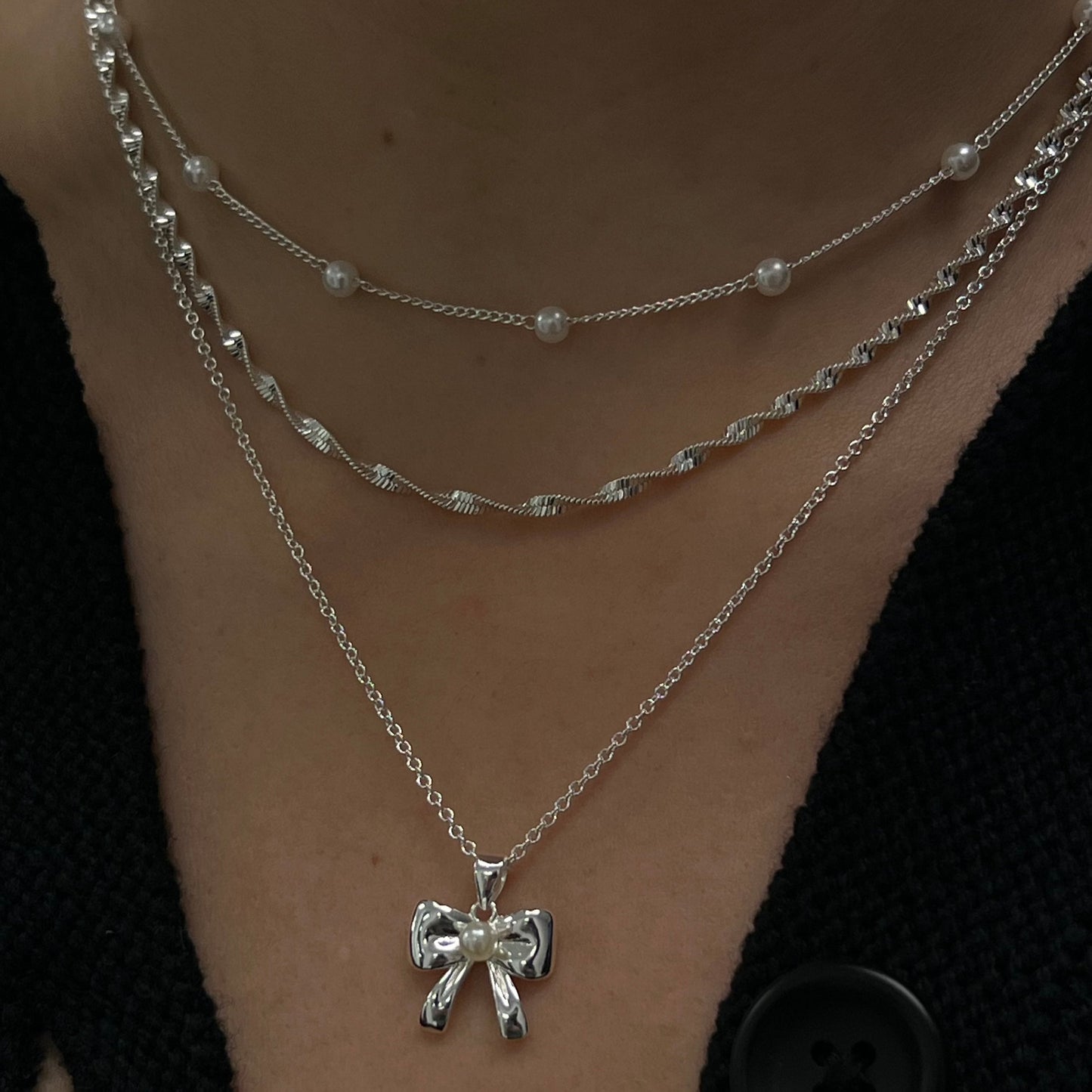 Evry Jewels Hub Put a Bow on It Necklace