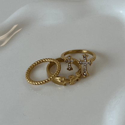 Evry Jewels Hub Twirl Ring
