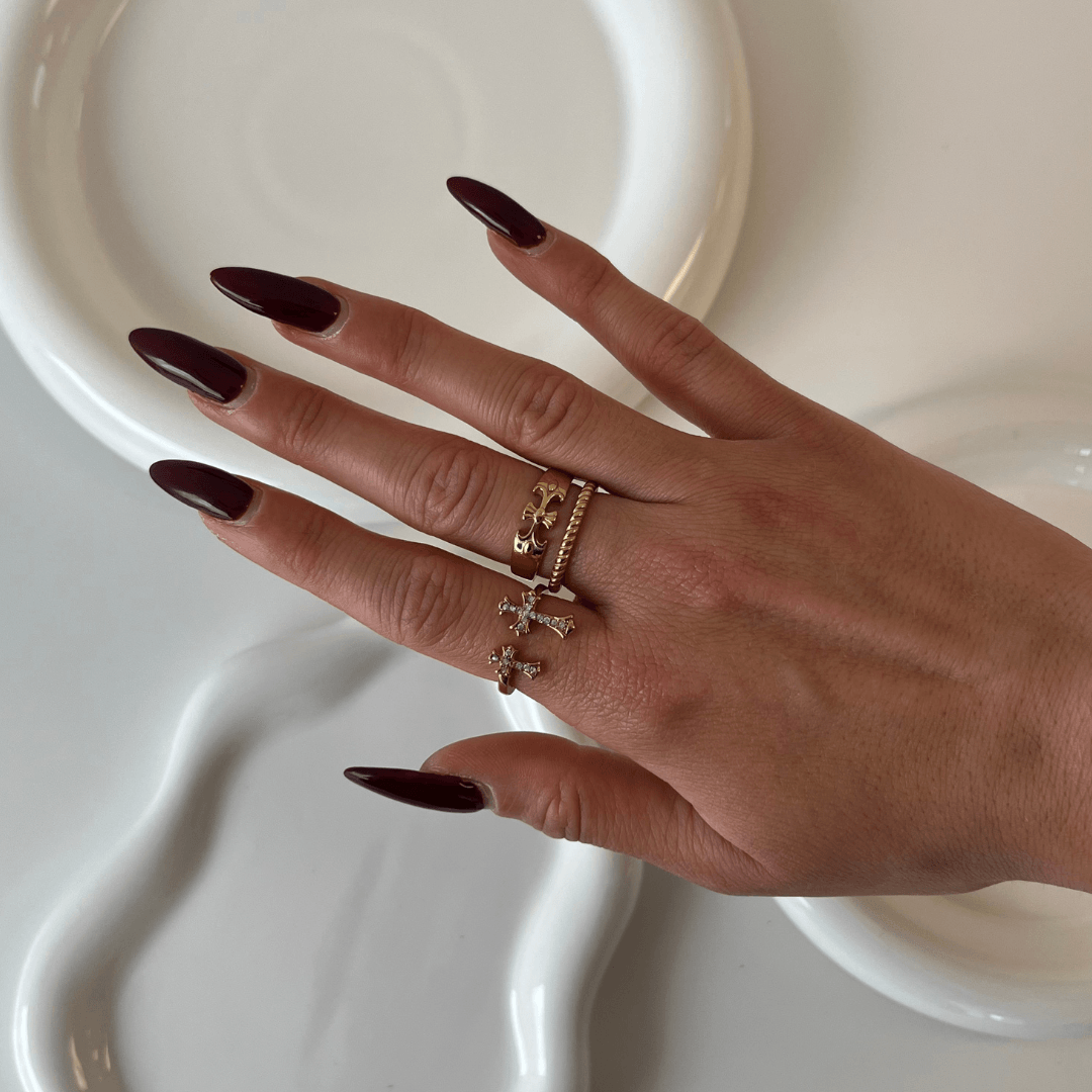 Evry Jewels Hub Twirl Ring