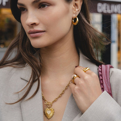 Smitten TBar Necklace