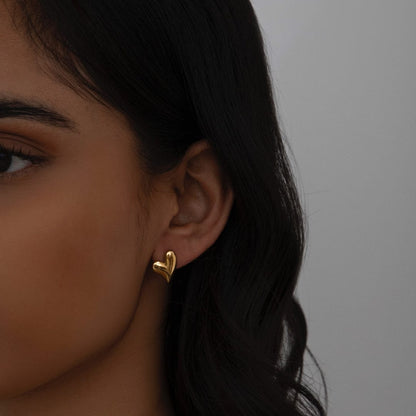 Ariana Stud Earrings