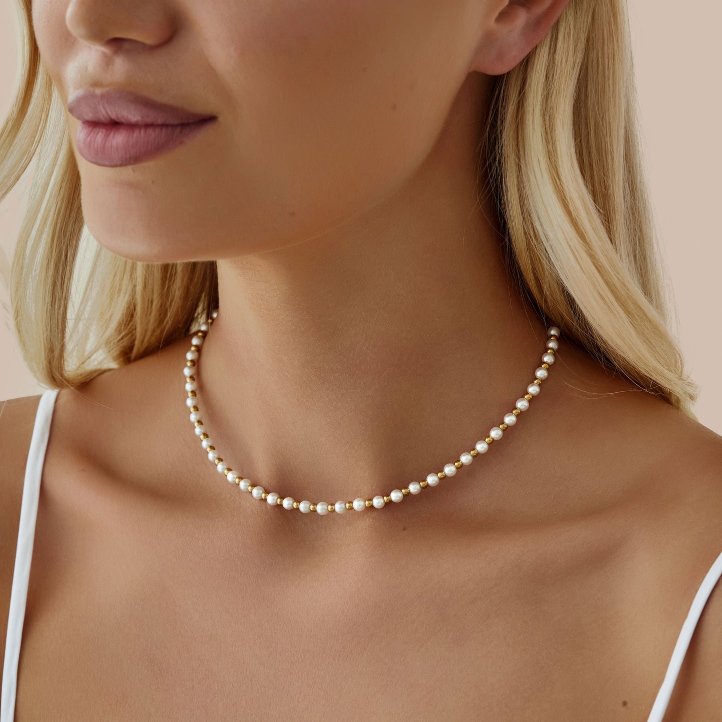 August Pearl Choker / Necklace