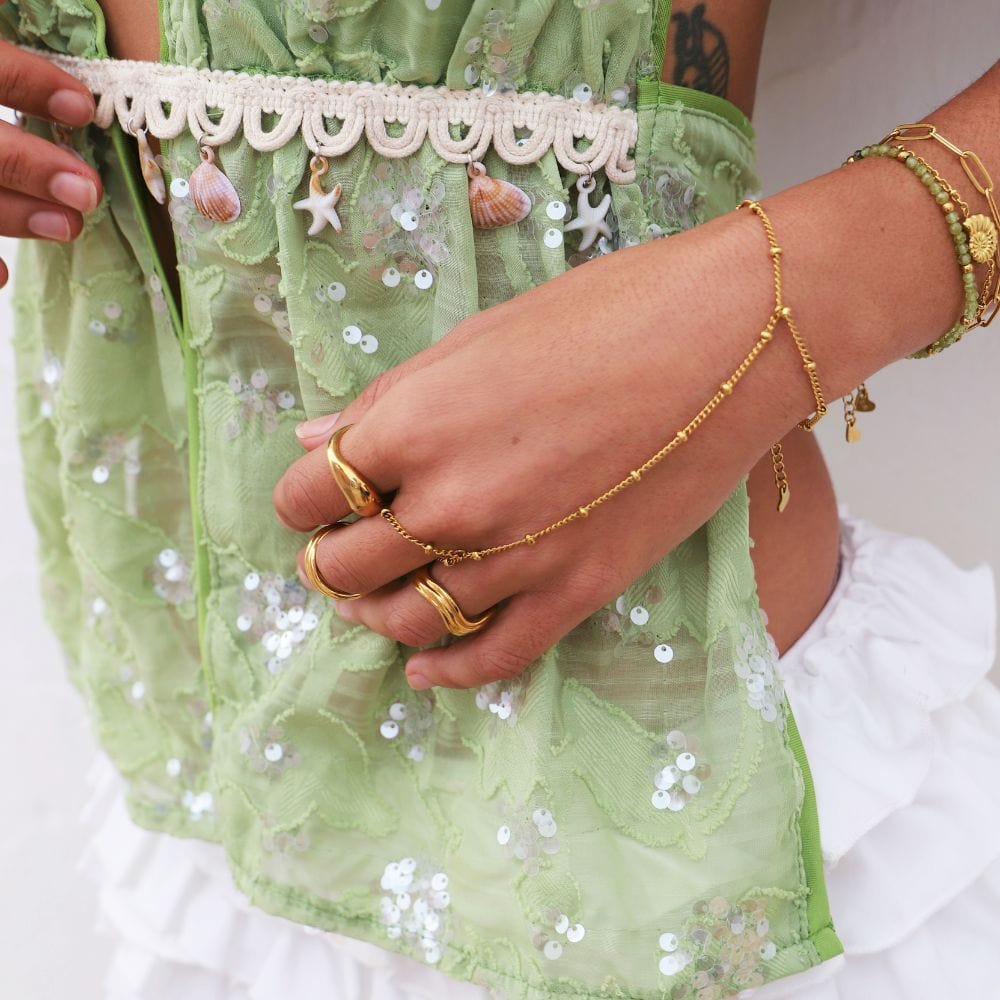 Cate Hand Chain Bracelet