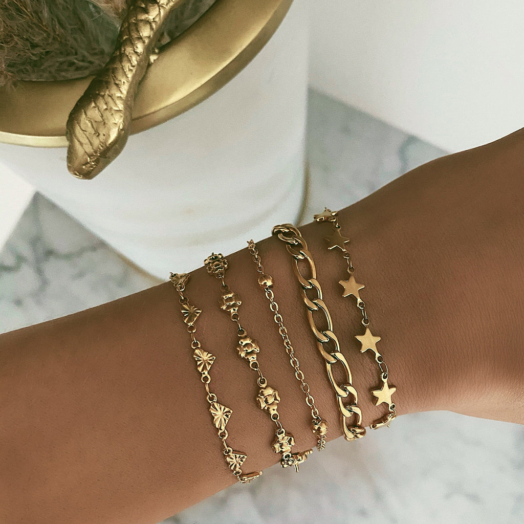 Dainty Ball Bracelet