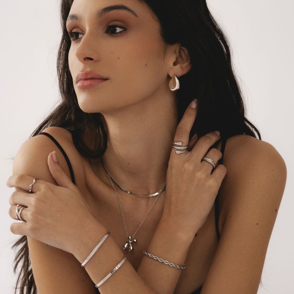 Dainty Herringbone Choker / Necklace