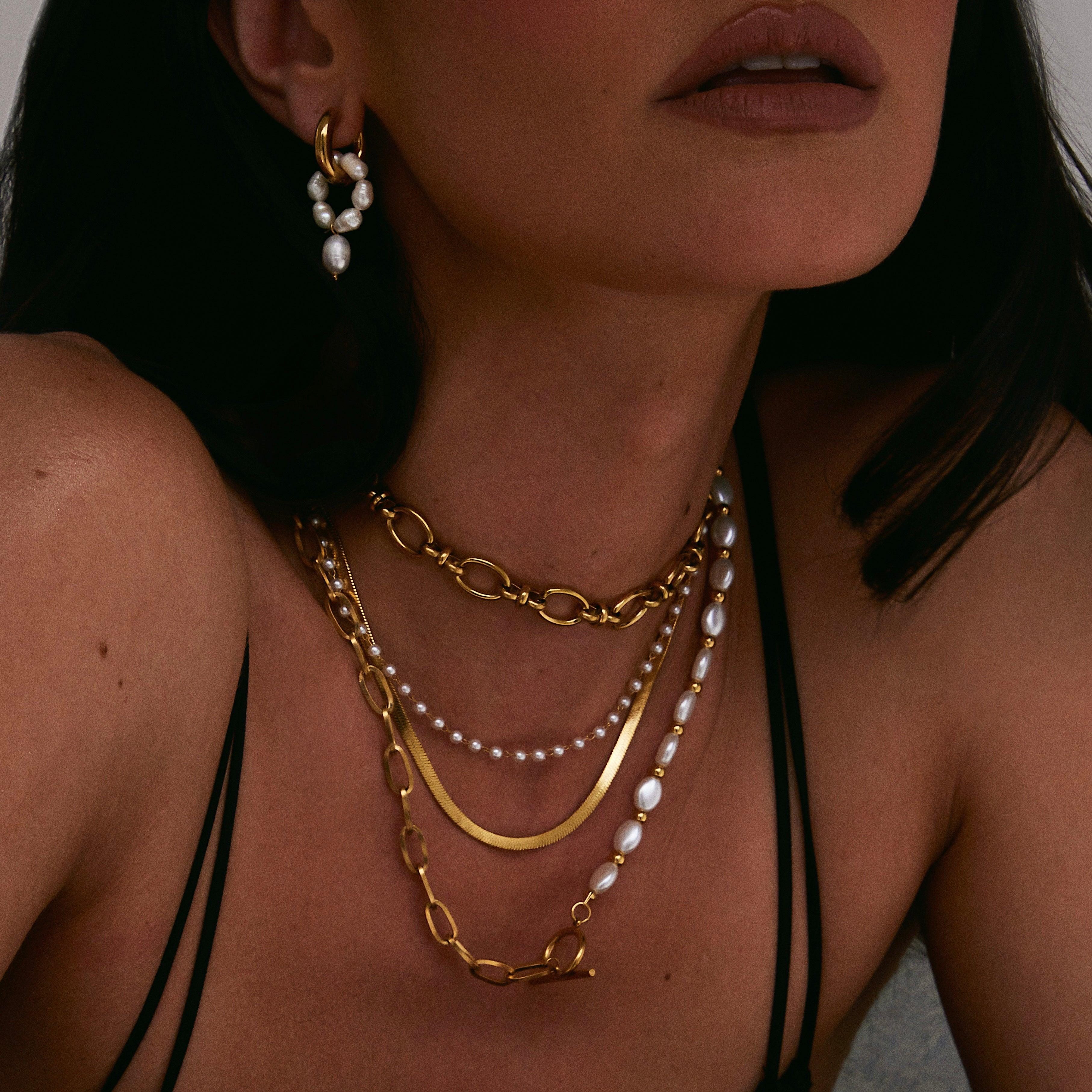 Essence Pearl TBar Necklace