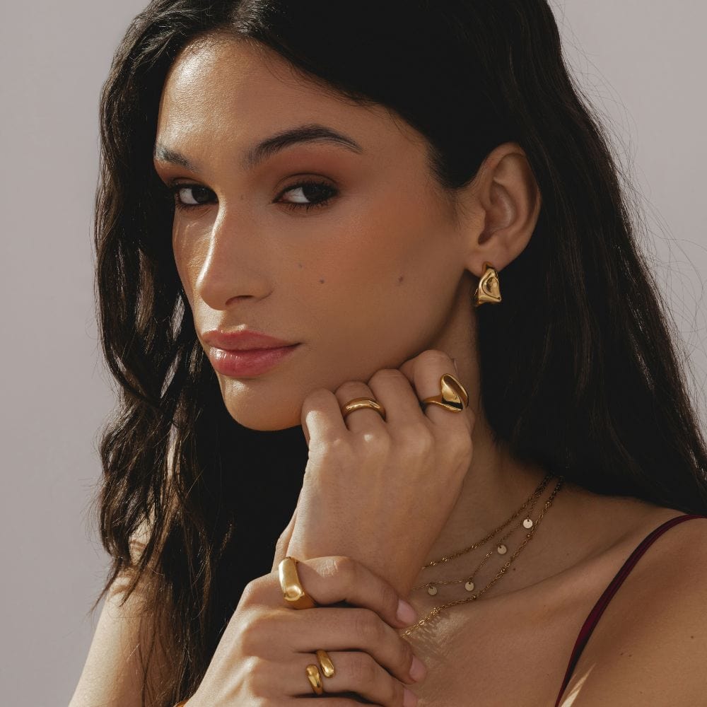 Tamara Hoop Earrings