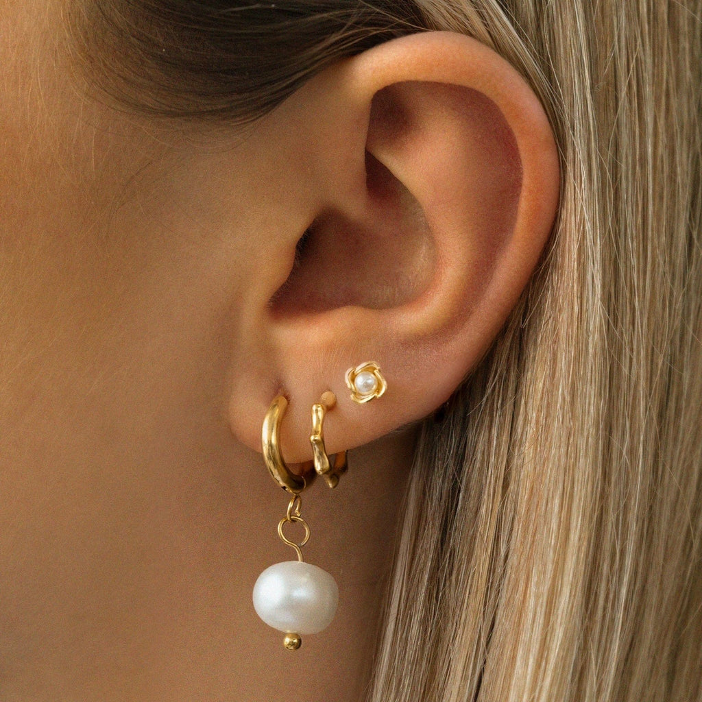 Island Pearl Stud Earrings