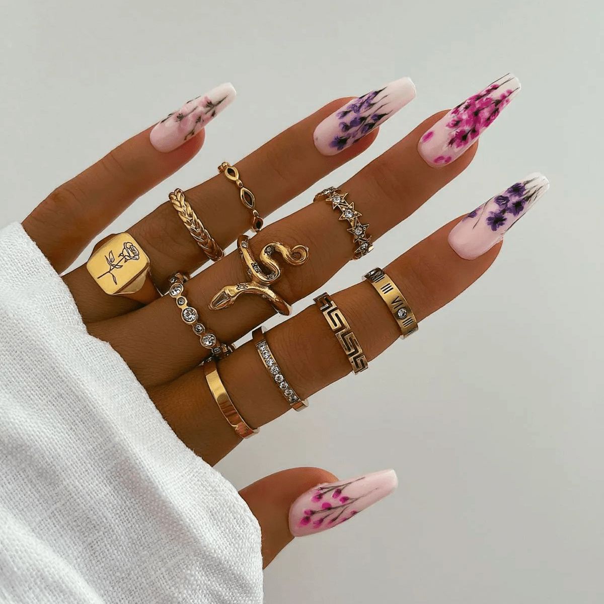 La Vie En Rose Signet Ring