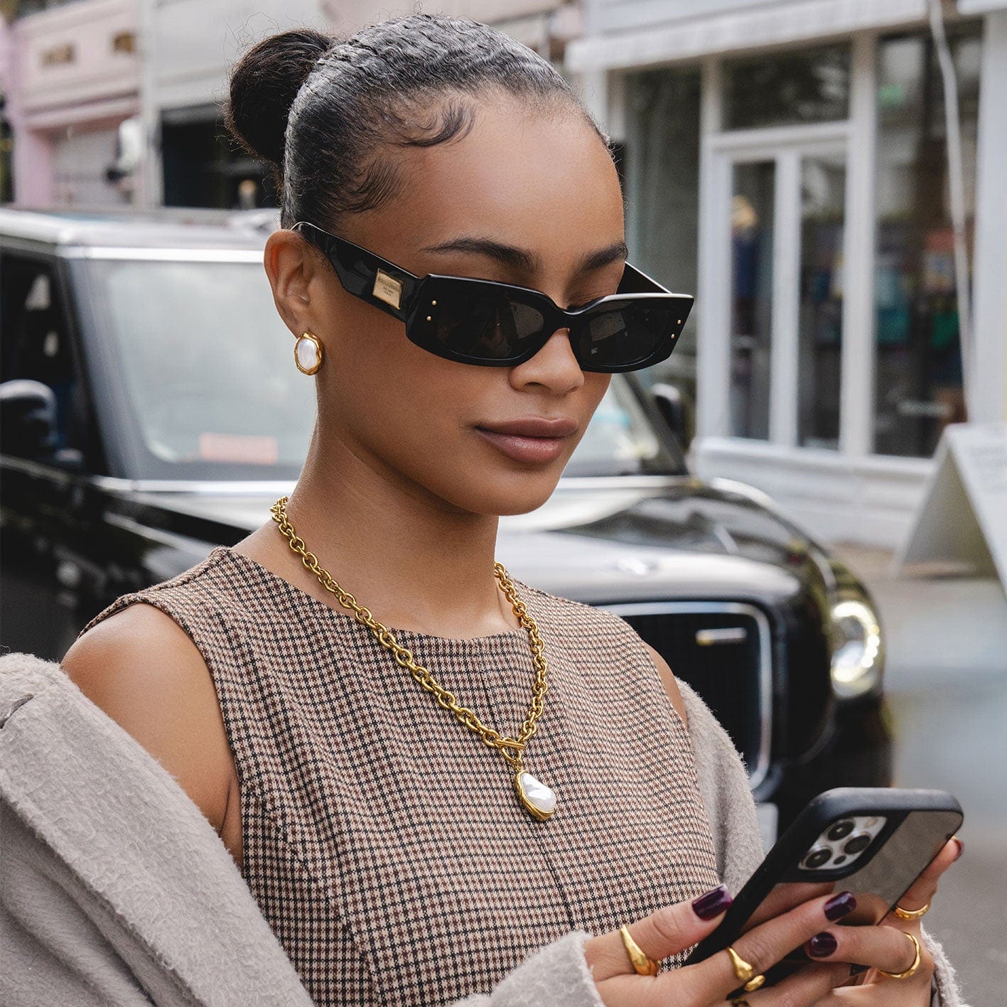 Larissa Stud Earrings