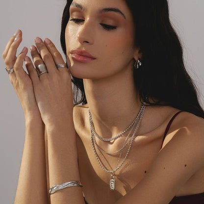 Tamara Hoop Earrings