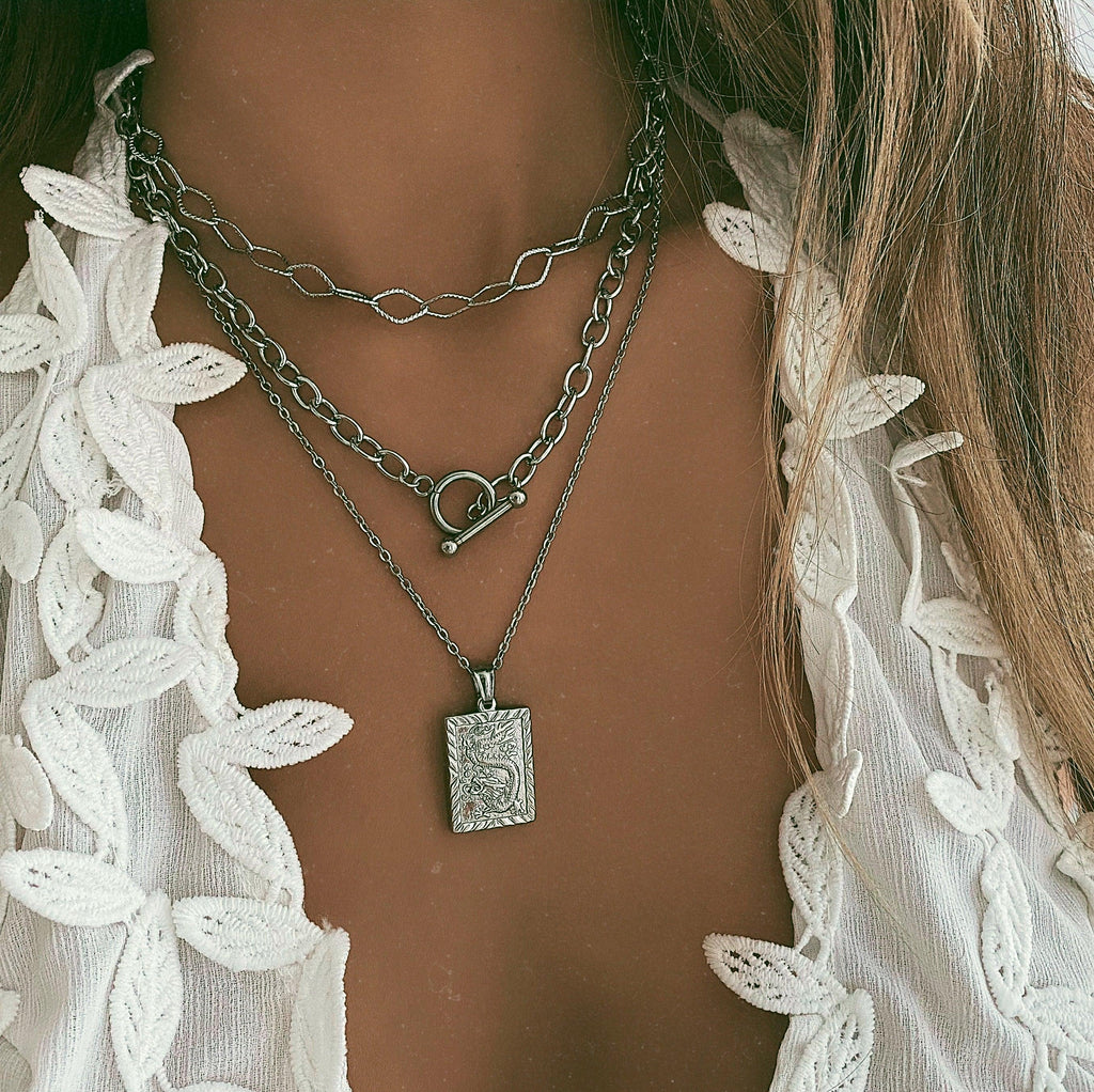 Maisie TBar Necklace