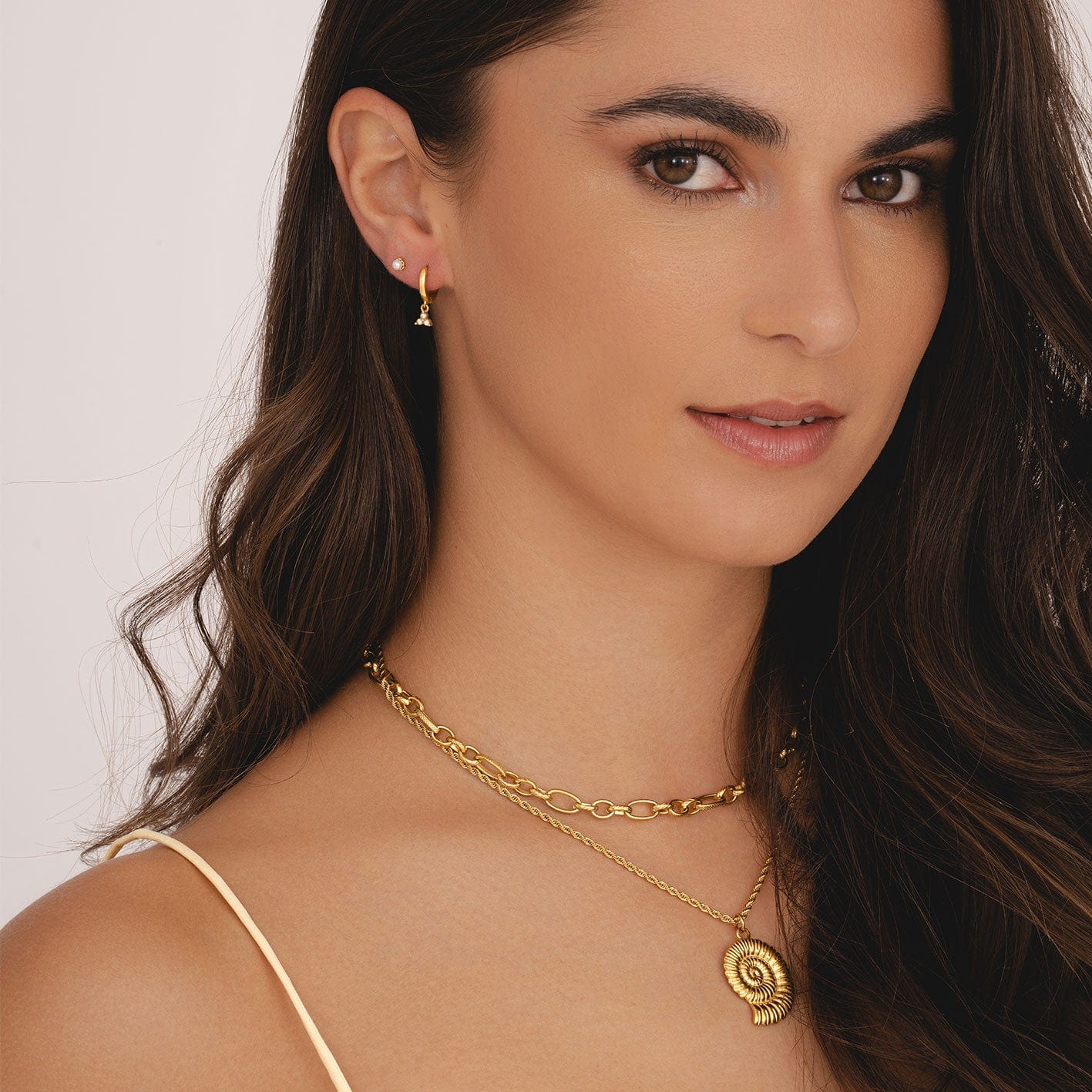 Maya Pearl Stud Earrings