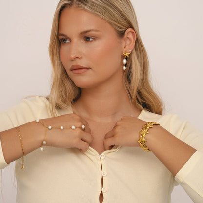 Nori Hand Chain Bracelet