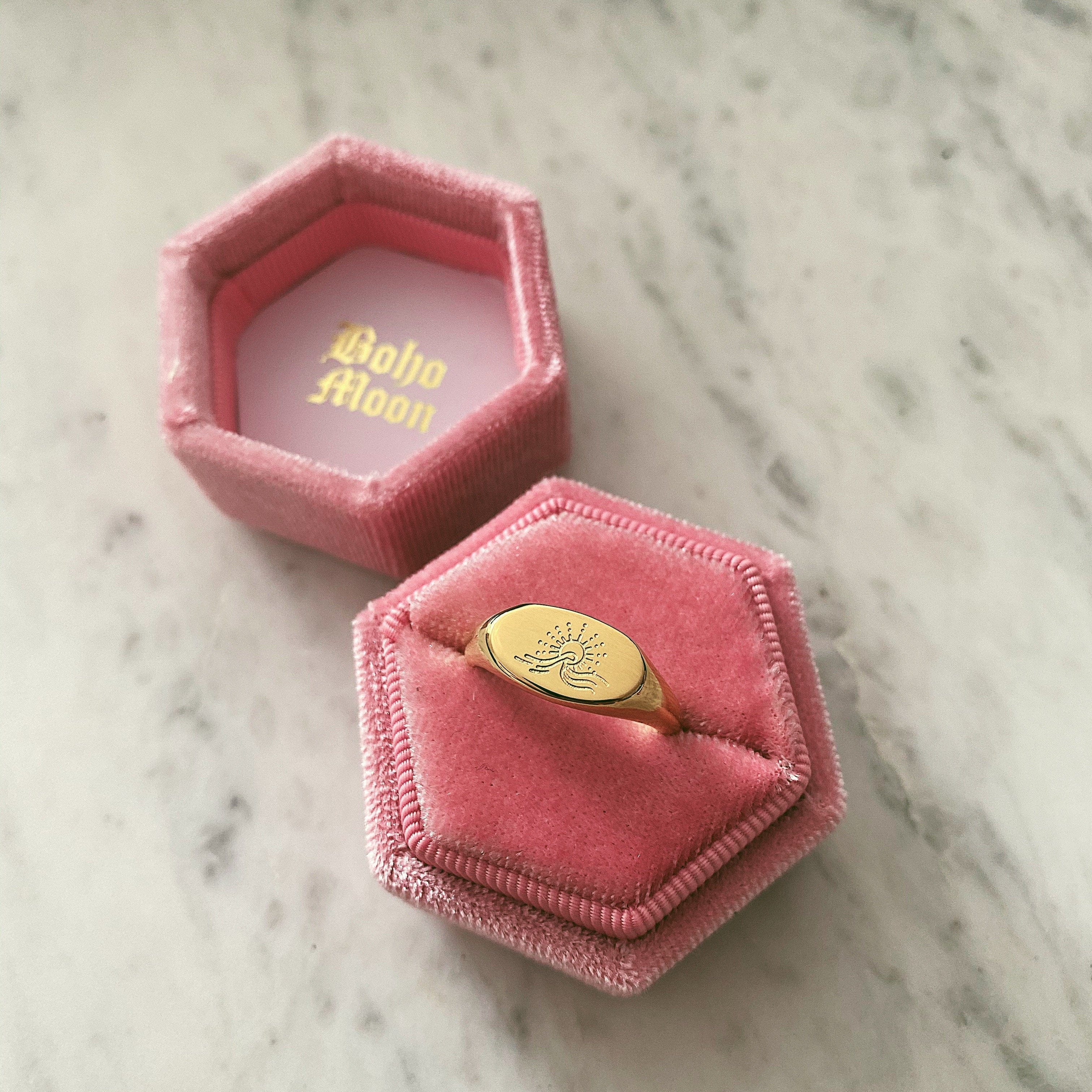 Ocean Waves Signet Ring