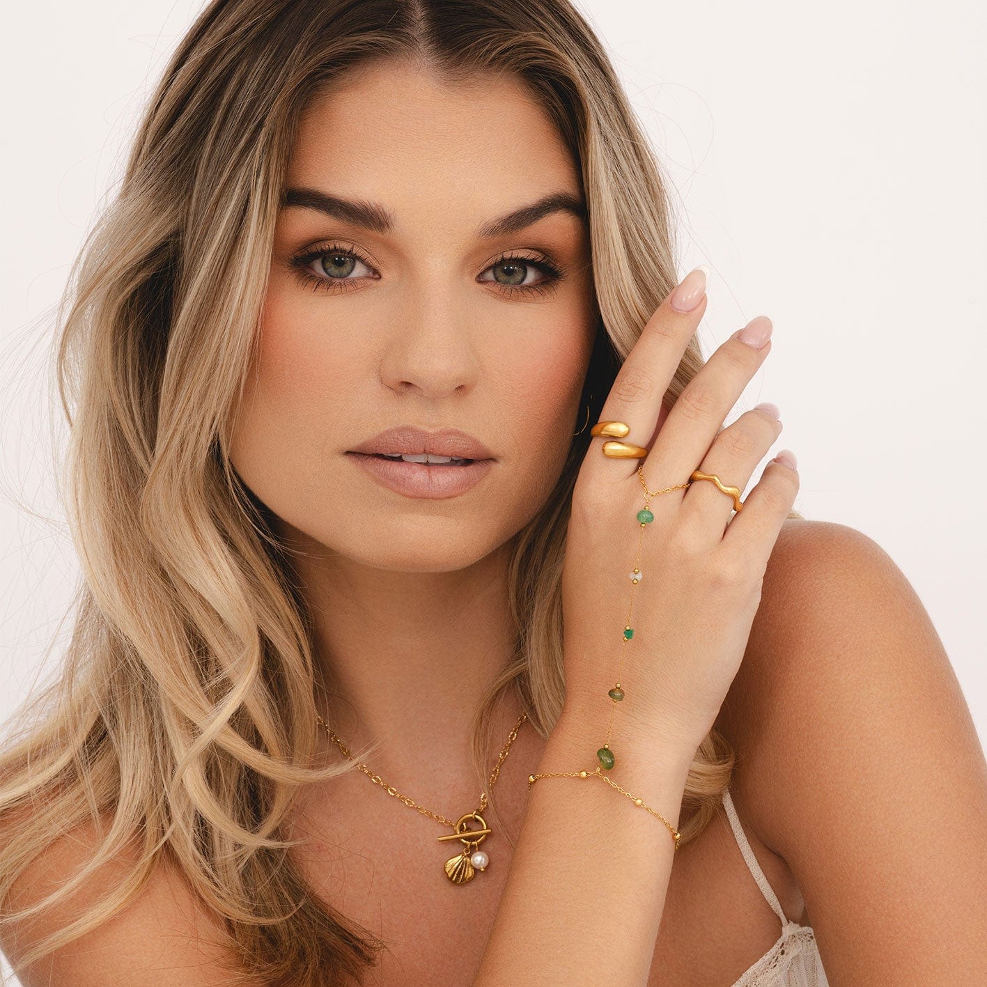 Olive Hand Chain Bracelet