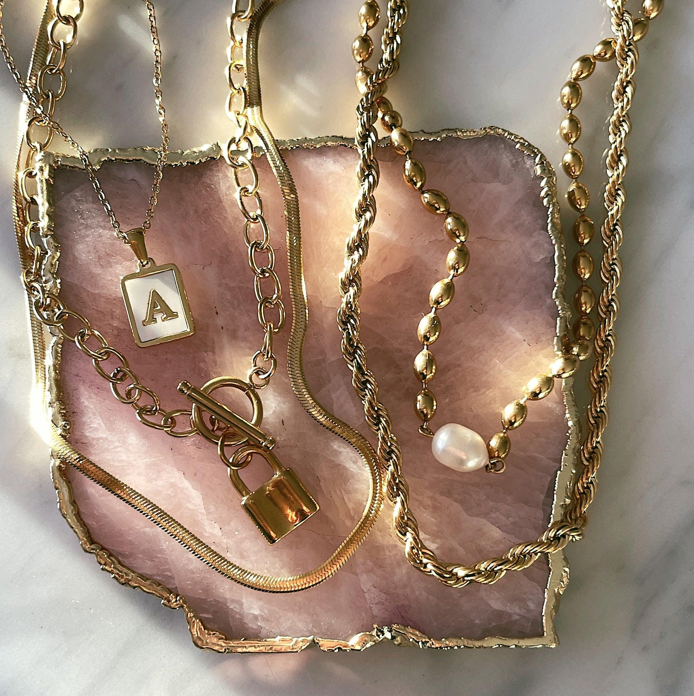 Olivia Pearl Necklace