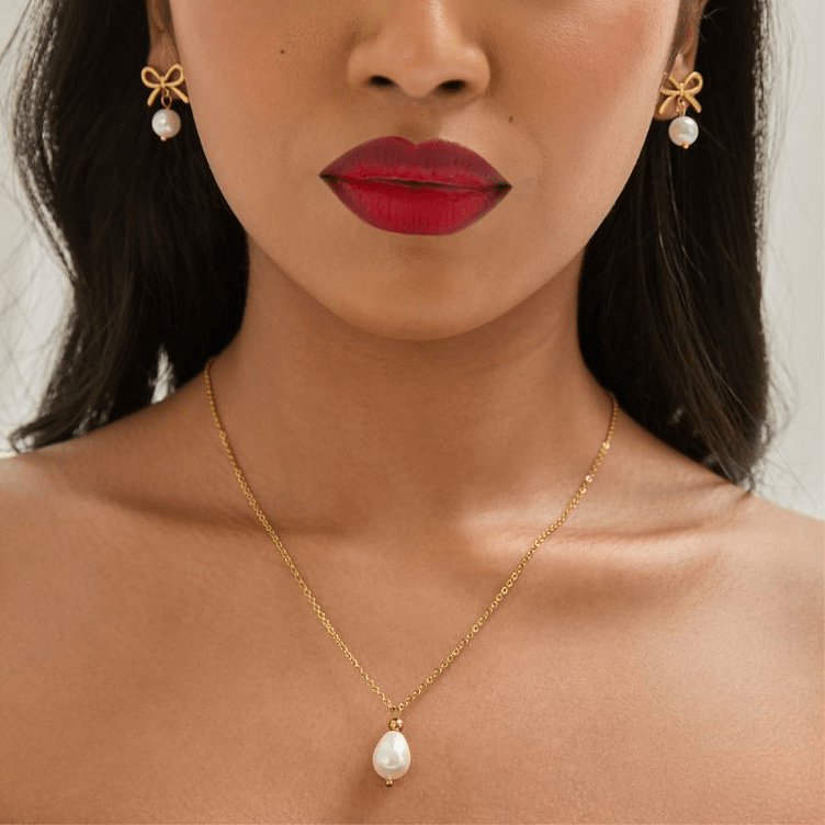 Pearl Drop Necklace
