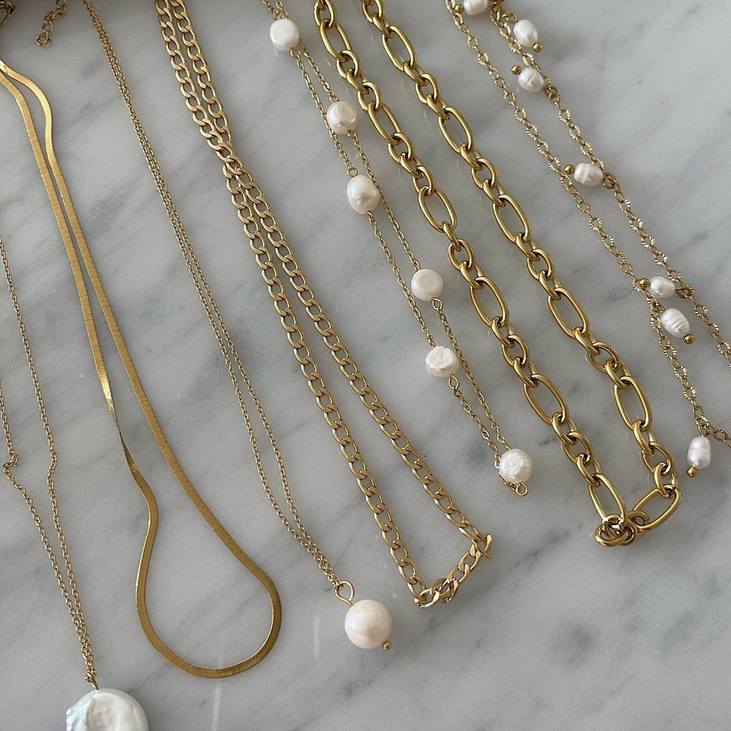 Stephanie Dainty Necklace