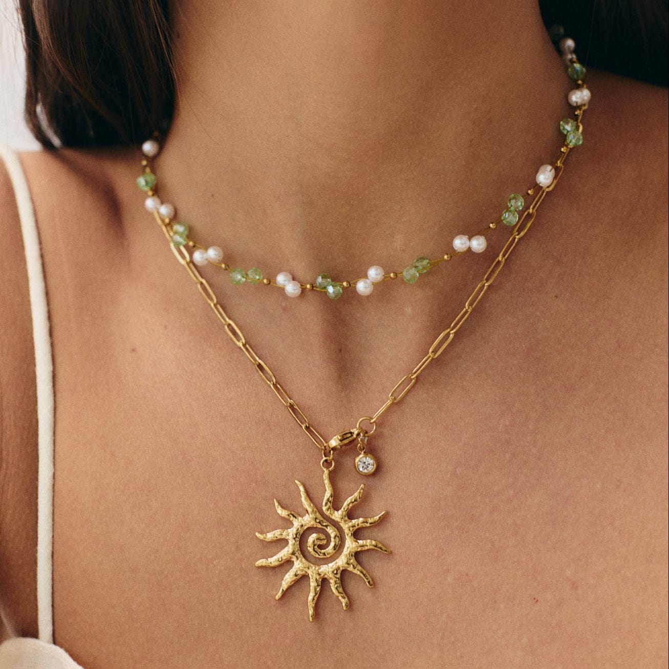 Gardenia Pearl Choker