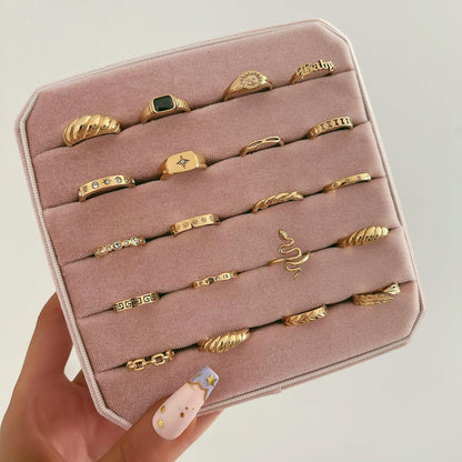 Bohomoon Large Velvet Ring Display Box